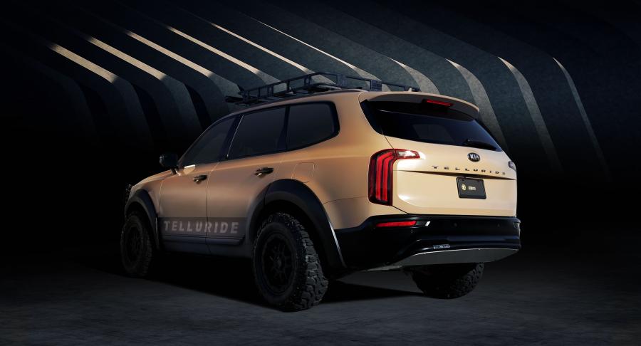  Kia Telluride Desert Drifter 2018 года  (фото 2 из 3)